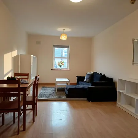 Lägenhet Flat In Centre Of *