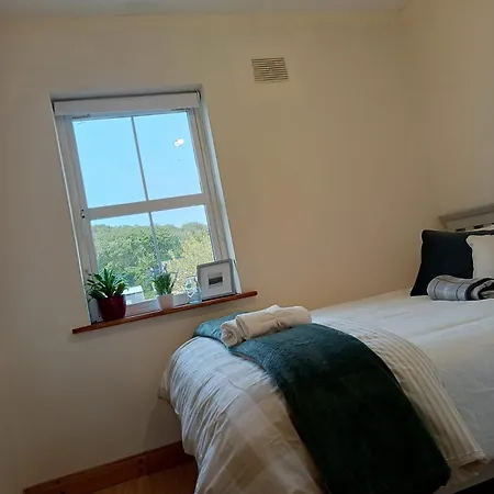 Flat In Centre Of Strokestown